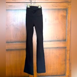 Black leggings and blue leggings